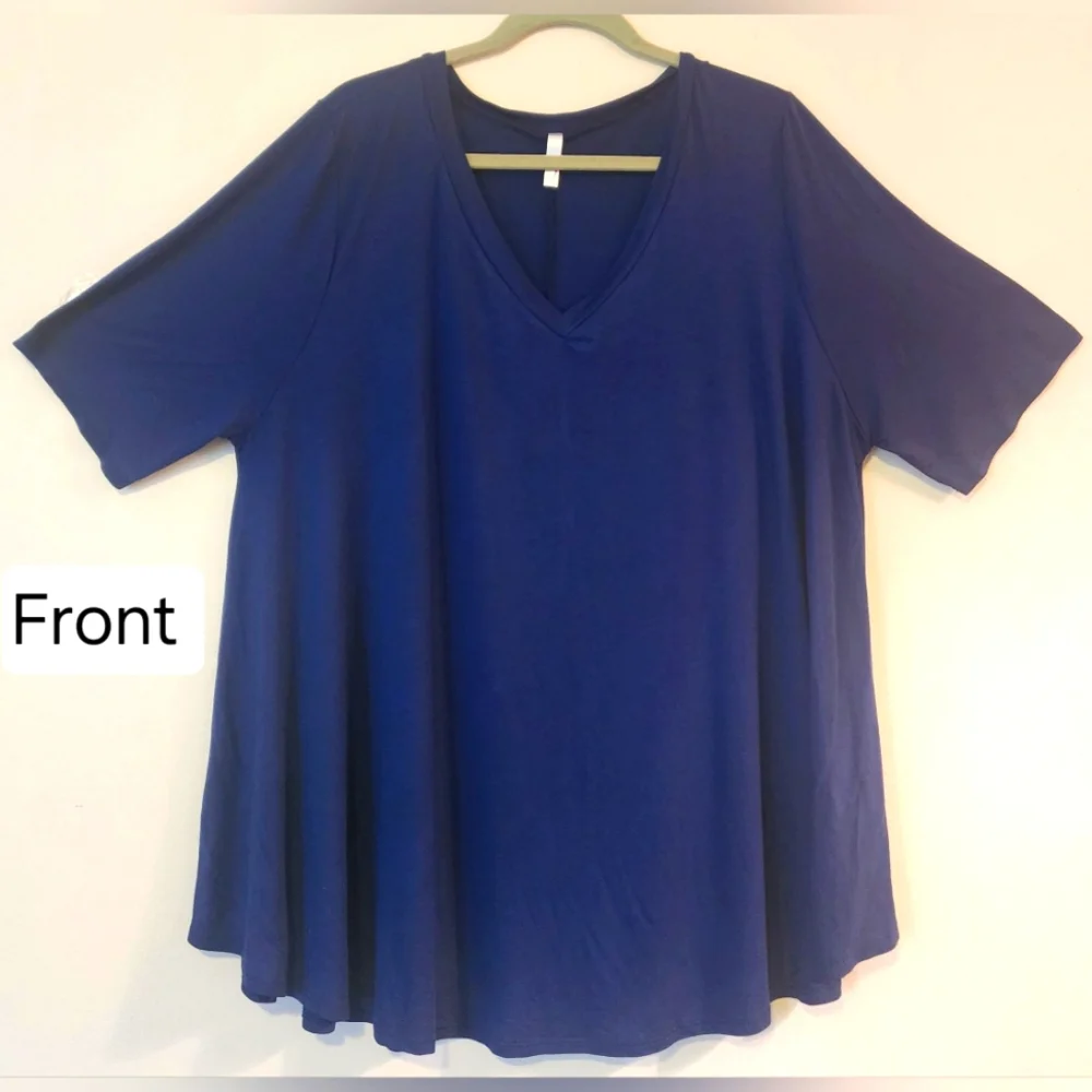 WOMAN'S PLUS SIZE 3-4X ROYAL BLUE SHORT SLEEVE TOP NWOT - Picture 1 of 5